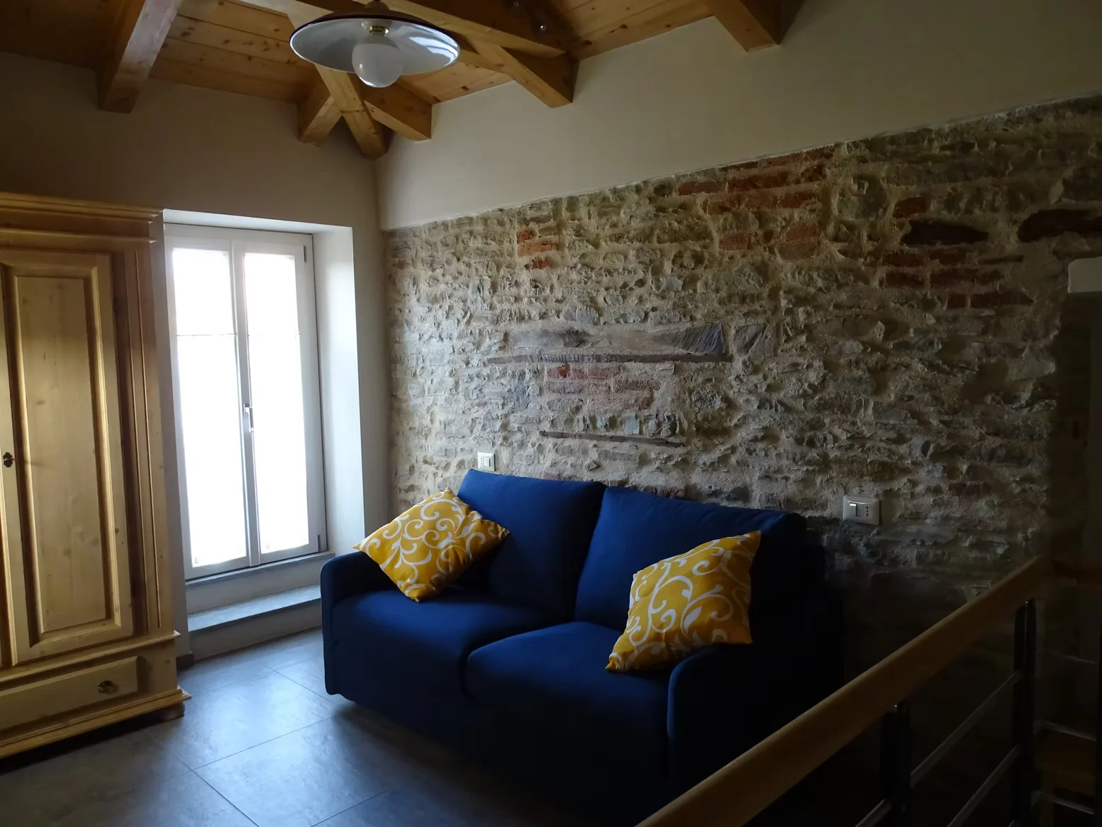 Sole: interior detail