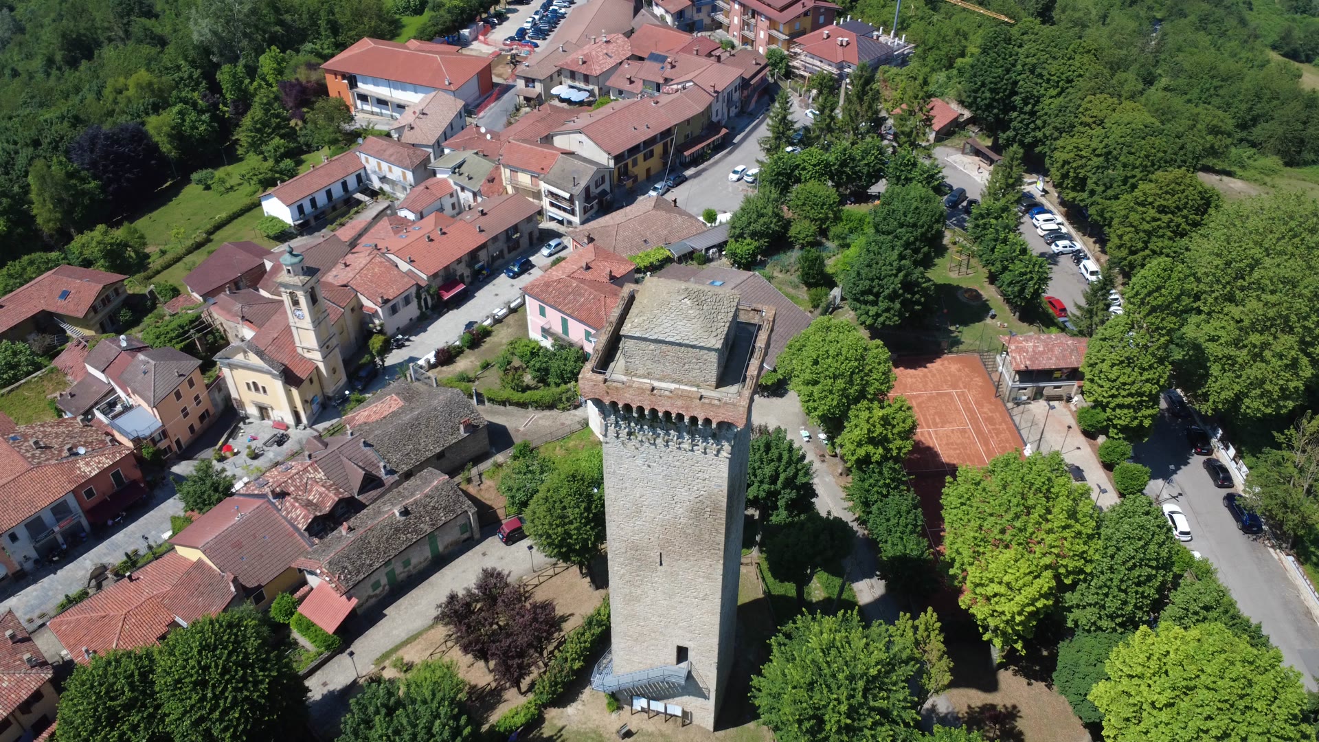La Tour de Murazzano vue du drone